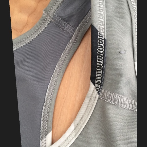 Nike Dri-fit Sports Bra - Picture 5 of 9